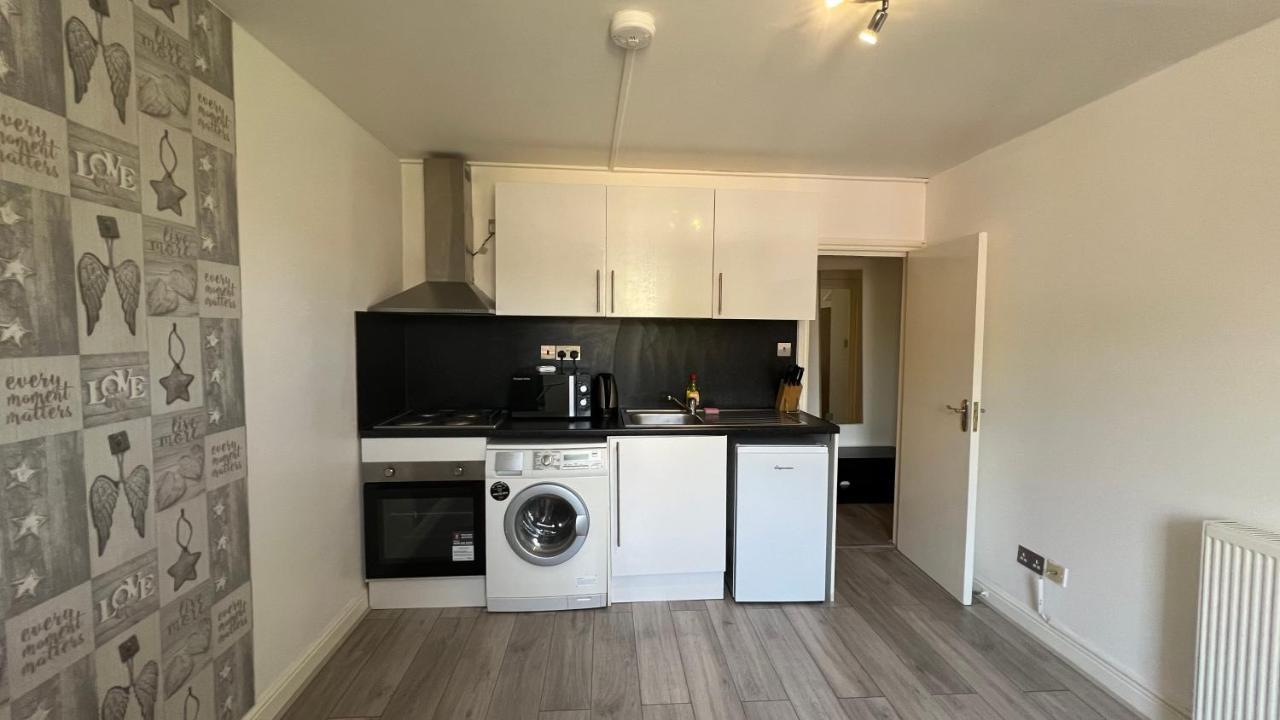 Comfy 2 Bedroom Apartments - Finchley Road, London Exteriör bild