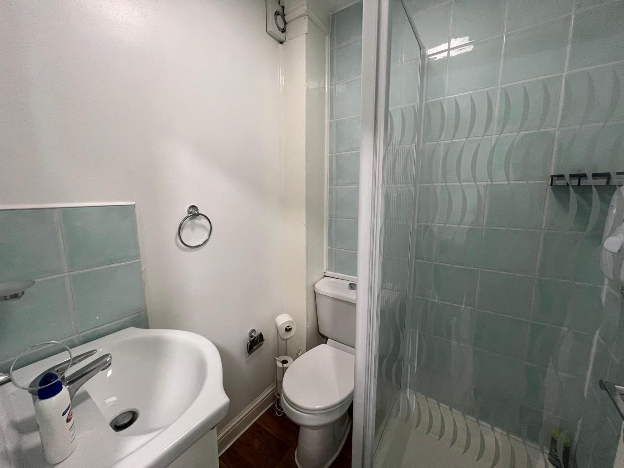 Comfy 2 Bedroom Apartments - Finchley Road, London Exteriör bild